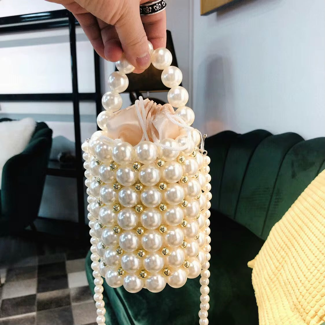 WOMAN BAG