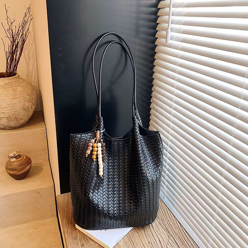 Women bag