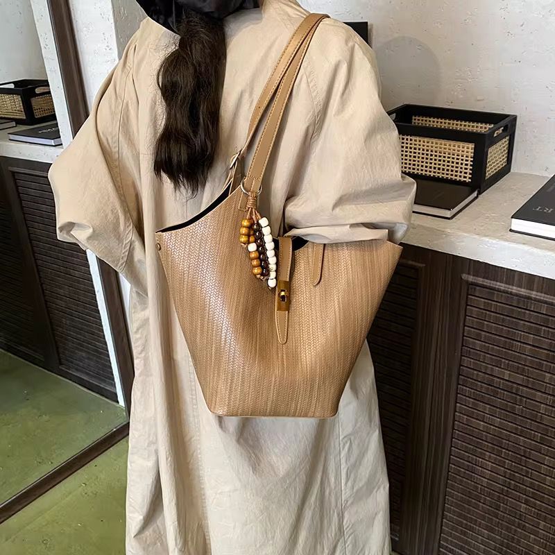 Women bag